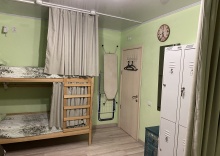 Койко-место в женском номере на 4 человека в Koenig hostel