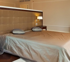 Номер Студия с большим балконом в Pontos Plaza