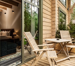 Номер Делюкс с двуспальной кроватью c видом на реку и террасой в Grand Chalet Altay