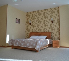 Полулюкс в Айхан