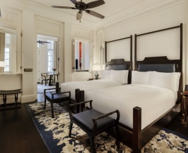Люкс Personality в Raffles Singapore