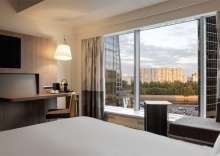 Делюкс с  двуспальной кроватью в Novotel Moscow City