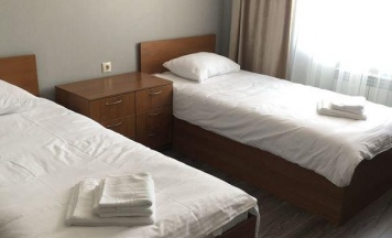 Номер стандарт с 2 односпальными кроватями в Караван