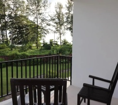Трёхместный номер Premier в Palm Galleria Resort