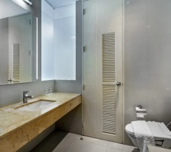 Двухместное Pent Pool двуспальная кровать в The Lantern Resorts Patong