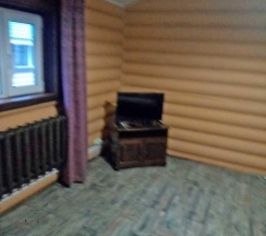 Дом Средний в Лесной скит