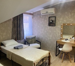 Апартаменты с 2 комнатами с балконом в Вояж