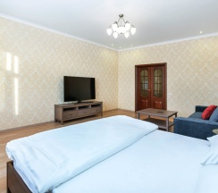 Апартаменты на 13 этаже 4 подъезд (г. Тюмень, ул. Малыгина д.90) в Rehome