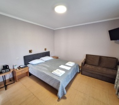 УЛУЧШЕННЫЙ 10 «КОМФОРТ ПЛЮС» С ТЕРРАСОЙ ЧЕТЫРЕХМЕСТНЫЙ НОМЕР С КРОВАТЬ DBL, ДВУСПАЛЬНЫМ ДИВАН НА 2 ЭТАЖЕ в Цитрус