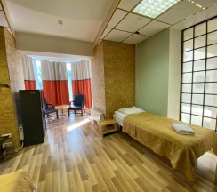Трёхместный номер Classic в Majaka Hostel