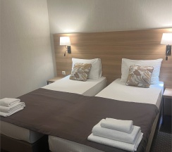 стандарт 2-х местный с балконом в Валентина