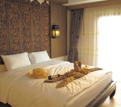 Люкс с балконом в The Red Balcony Inn