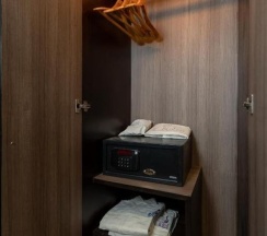 Двухместный полулюкс с балконом двуспальная кровать в The BluEco Hotel