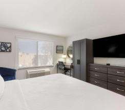 Двухместный номер Standard двуспальная кровать в SureStay Plus Hotel by Best Western Scottsdale North (ex.Fairfield Inn by Marriott Scottsdale North)