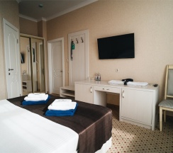 Двухместный номер Delux с кроватью размера "KingSize" и балконом в GemstHotel & SPA