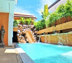 Вилла в WOWLAND Luxury Pool Villa Pattaya Walking Street - 6 Bedrooms