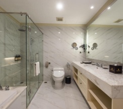 Вилла с 3 комнатами с видом на бассейн в Vinpearl Resort & Spa Nha Trang Bay