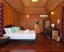 Бунгало Deluxe рядом с пляжем в Palm Leaf Resort