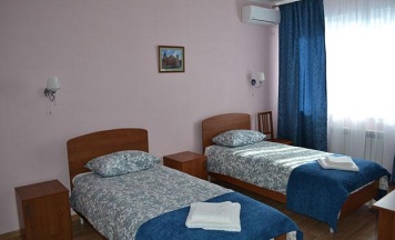 Комната стандарт с 2 односпальными кроватями (с завтраком) в Гудок