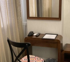 Двухместный номер Standard с видом на сад двуспальная кровать в Hotel City Centre