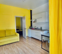 Шестиместные апартаменты с красивым видом из окна в Аибга