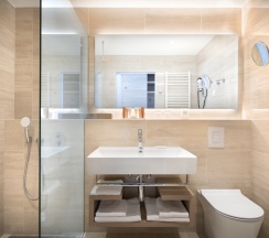 Двухместный номер Superior двуспальная кровать в Eden Hotel by Maistra Collection