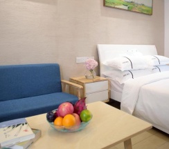 Двухместный номер Superior двуспальная кровать в Green Collection Care Hotel (24 Hours Free Transfer from Meilan Airport/Railway Station)