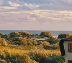 4х местный комфорт с боковым видом на море в Золотой берег Витязево