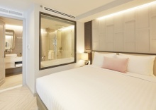 Семейный люкс с 2 комнатами в The Quarter Ploenchit by UHG