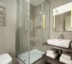 СТАНДАРТ с широкой кроватью с выходом на террасу в Palmira Garden Hotel & SPA