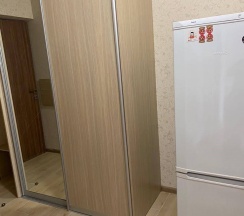 (45") Двухкомнатные апартаменты с кухней в Юнона