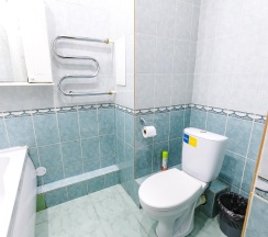 Кровать в 12-местном общем номере в Сириус