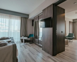 Номер люкс в Sunprime C-Lounge Hotel - Adults Only