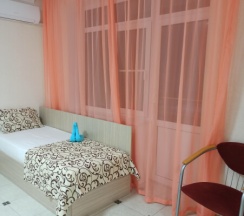 Четырёхместный номер стандарт с балконом в Белые скалы