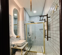 Двухместный номер NEW на втором этаже с видом из окна в Green place
