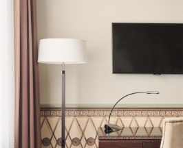Супериор с 1 кроватью  Queen-size  вид в Атриум в Hotel Indigo St. Petersburg-Tchaikovskogo