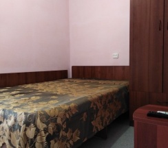 Двухместный номер Comfort двуспальная кровать в Гостевой дом на Луговой, 13
