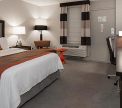 Двухместный номер Standard двуспальная кровать в Ramada by Wyndham Boston
