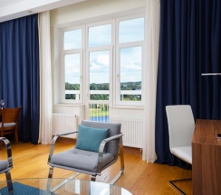 2-комнатные апартаменты улучшенные с видом на реку в Radisson Residences Zavidovo