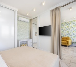 Апартаменты люкс #13 в Sun Apartments ЖК Москва Апарт