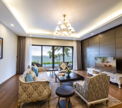 Четырёхместная вилла с 2 комнатами рядом с пляжем в Vinpearl Resort & Spa Nha Trang Bay