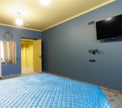 Семейный номер с личными удобствами вне номера в Simple hotel B9