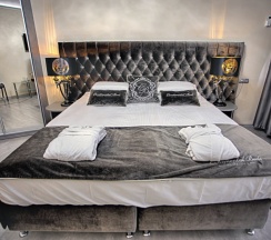 Двухместный номер 32 Deluxe с балконом и с видом на море 2 отдельные кровати в Exclusive Hotel&Apartments