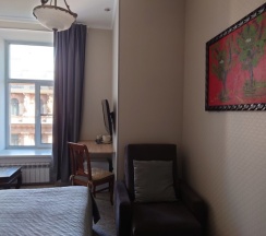 Улучшенная гостевая комната с 1 большой или 2 отдельными кроватями в На Невском