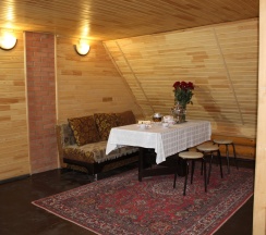 Дом с баней и мангальной зоной в Осетровский пруд