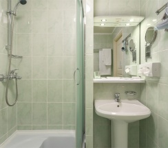 Джуниор сюит с видом на озеро в Карелия