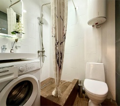 Апартаменты №4 "Полулюкс" на мансардном этаже в Саквояж