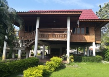 Коттедж с 2 комнатами с видом на сад в GongKaew HuenKum Hotel