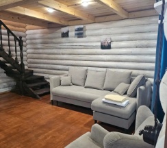 Четырёхместный номер Superior с балконом в Сказка