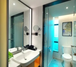 Двухместный люкс (двуспальная кровать) в Hampton By Hilton Guangzhou Tianhe Sports Center